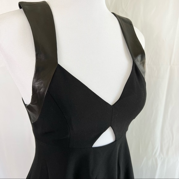 💕Host Pick💕Alice + Olivia $385 Racerback Leather Shoulder Dress Sz 0 Retail - Picture 6 of 12